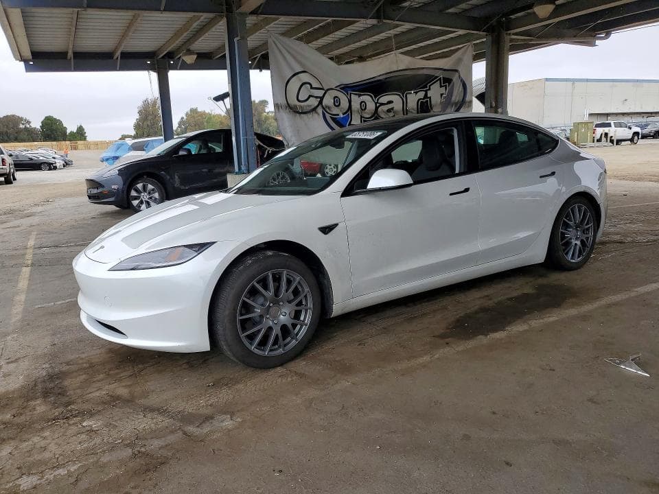 2025 TESLA MODEL 3 - 1