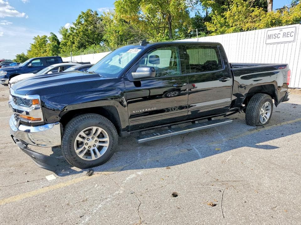 2018 CHEVROLET SILVERADO K1500 LT - 1
