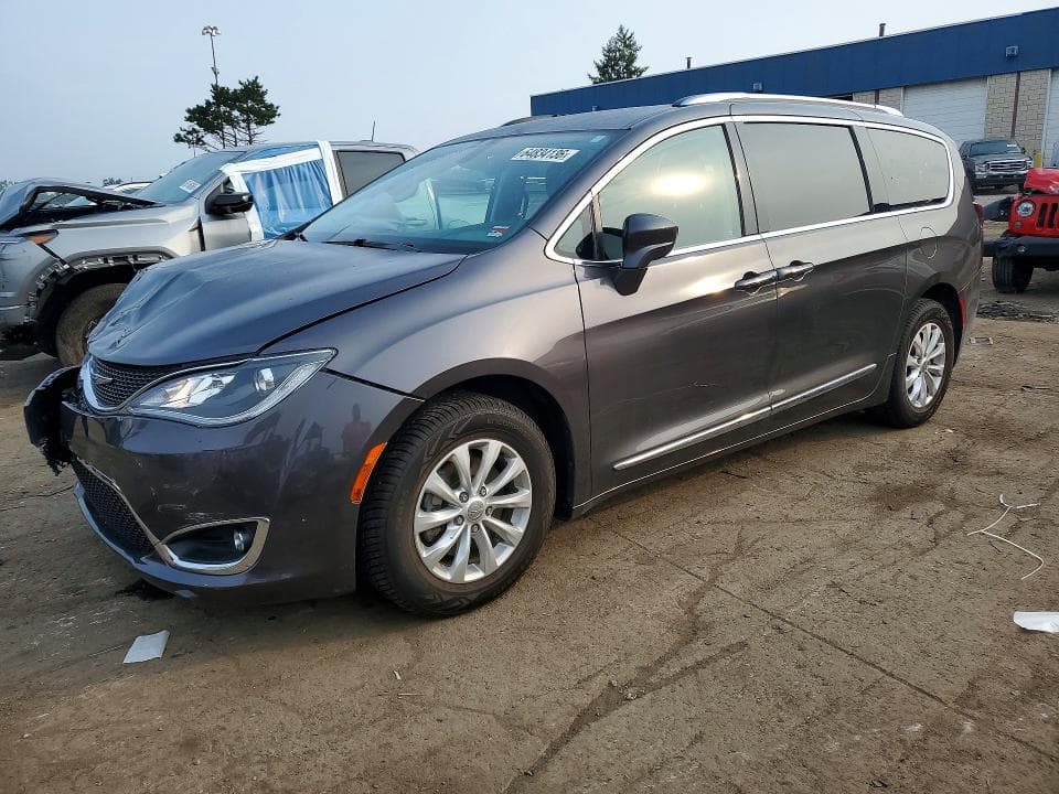 2018 CHRYSLER PACIFICA TOURING L - 1