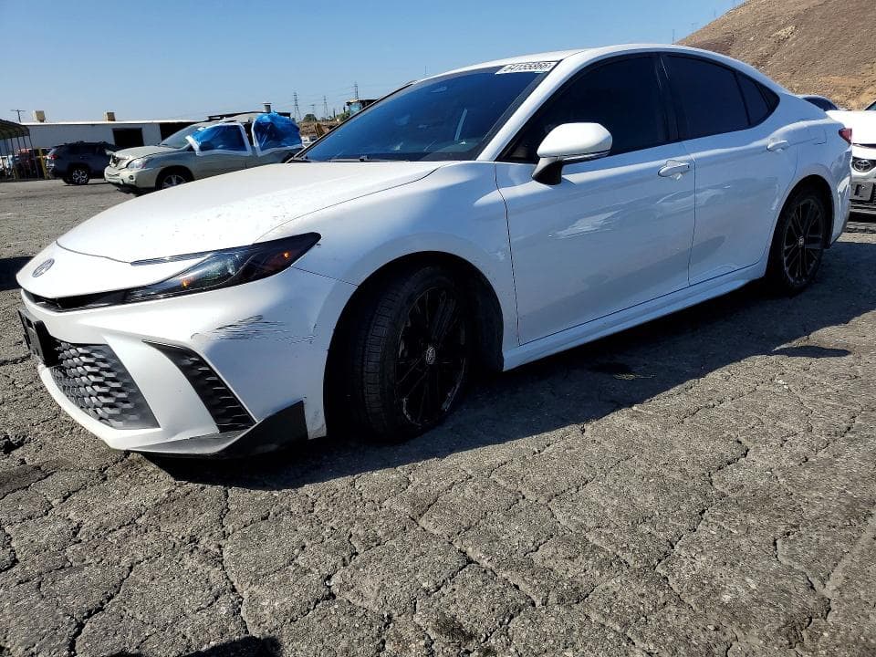2025 TOYOTA CAMRY SE - 1