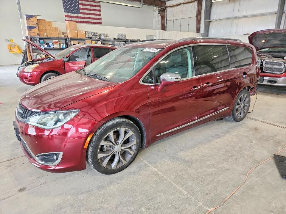 2018 CHRYSLER PACIFICA LIMITED - 1