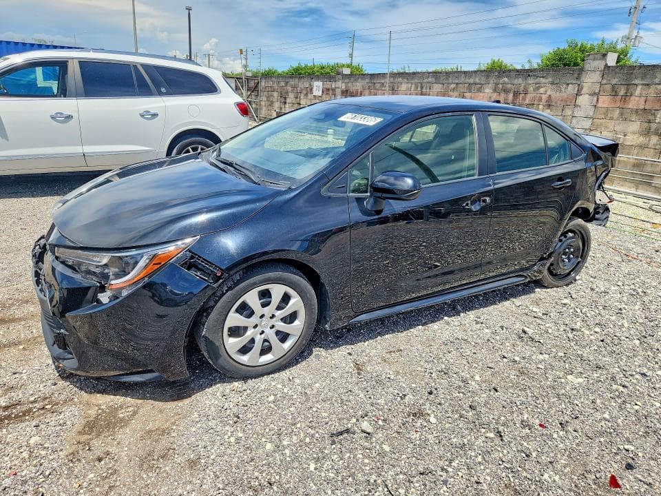 2023 TOYOTA COROLLA LE - 1