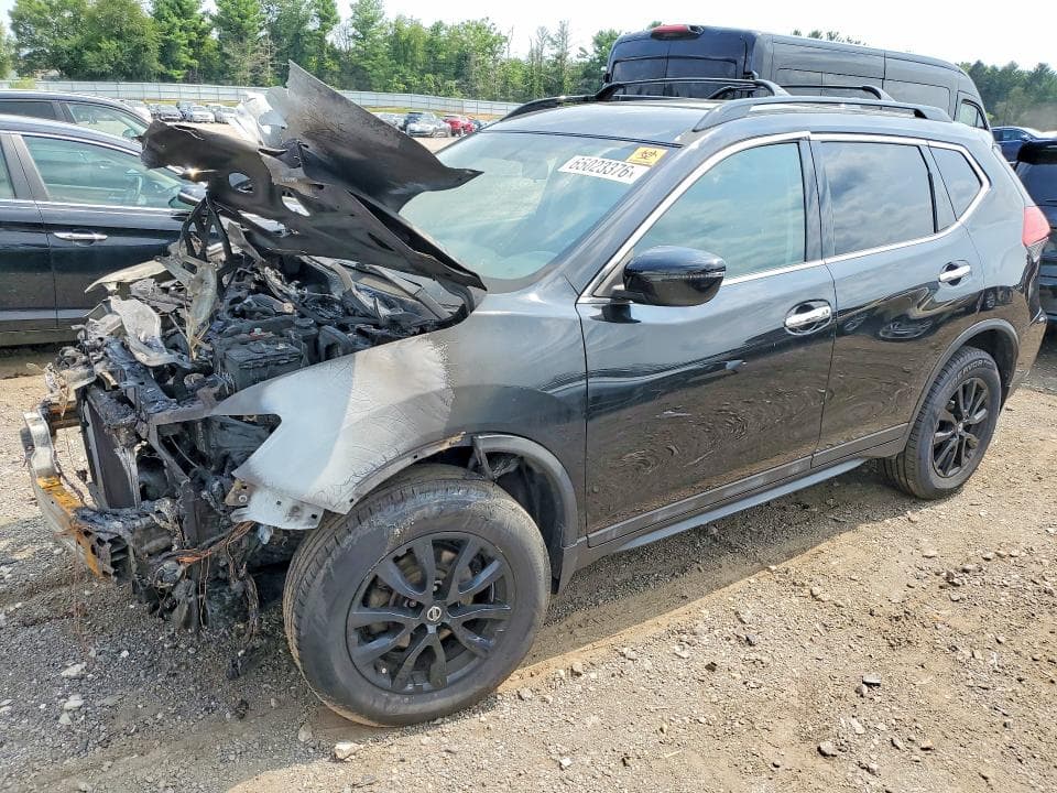 2017 NISSAN ROGUE SV - 1