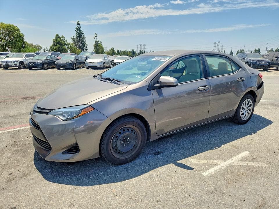 2018 TOYOTA COROLLA LE - 1
