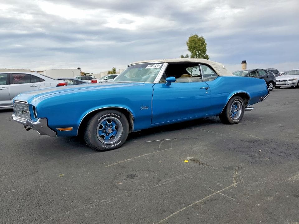 1972 OLDSMOBILE CUT SUPREM - 1