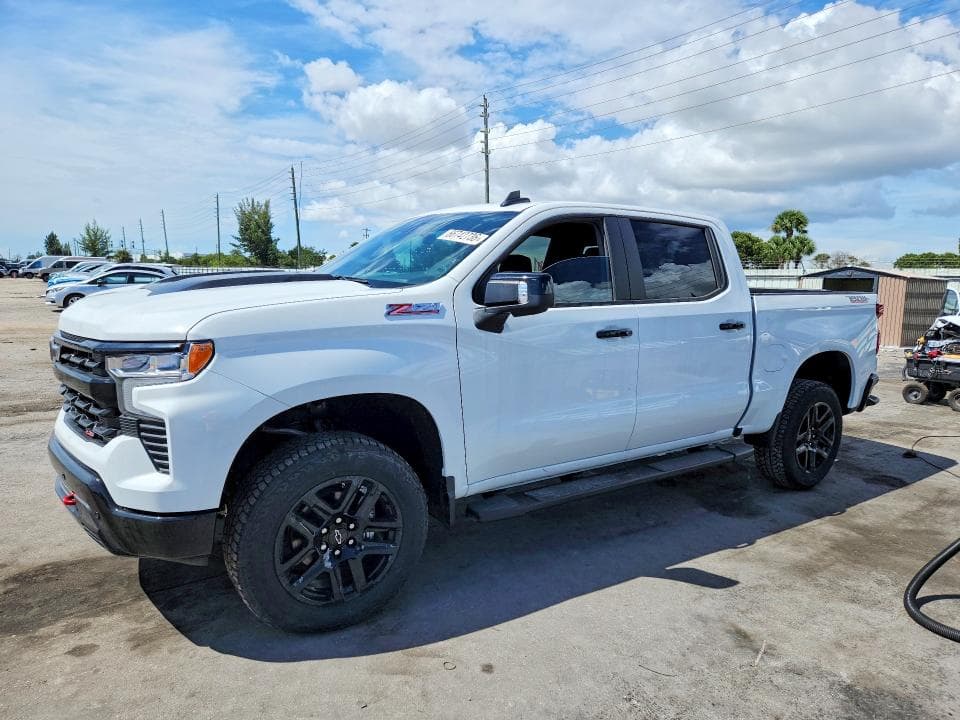 2026 CHEVROLET SILVERADO K1500 LT TRAIL BOSS - 1