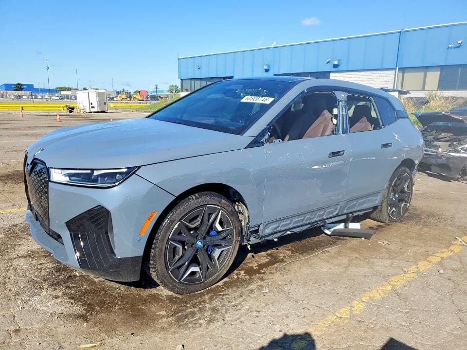 2025 BMW IX XDRIVE50 - 1