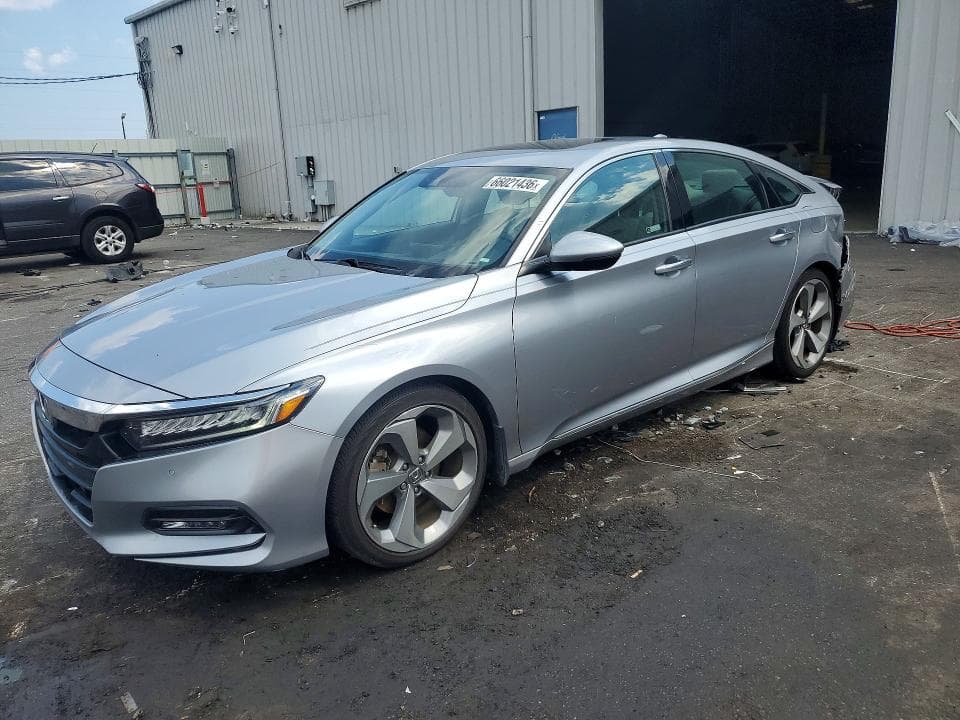2018 HONDA ACCORD TOURING - 1