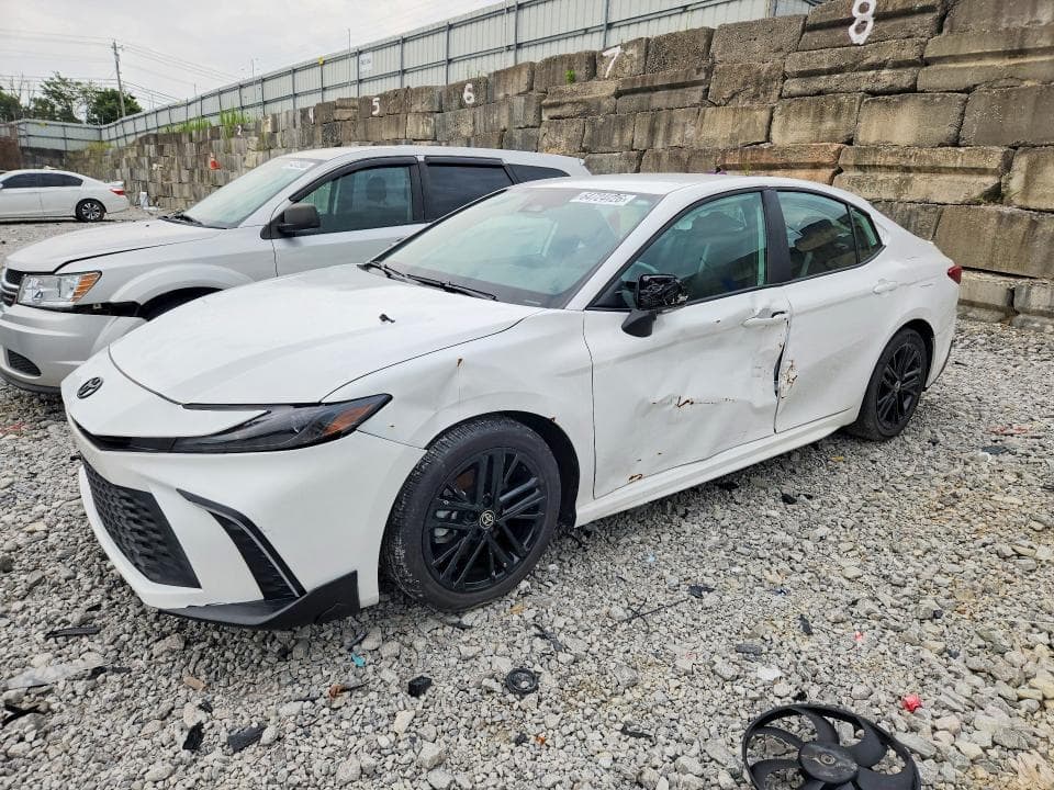 2025 TOYOTA CAMRY SE - 1