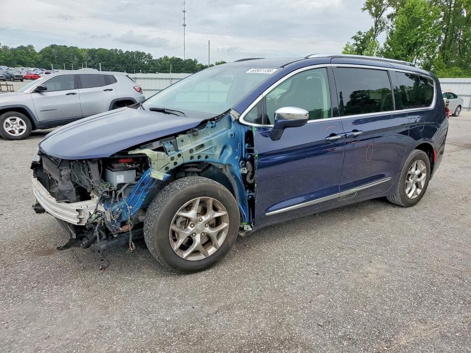 2018 CHRYSLER PACIFICA LIMITED - 1