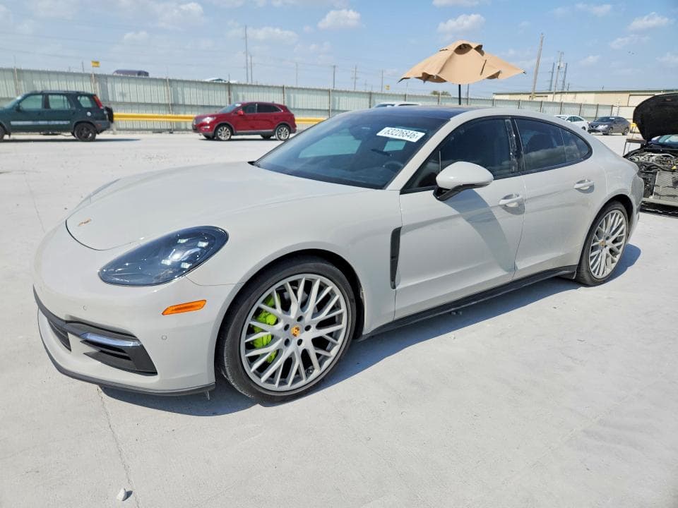 2018 PORSCHE PANAMERA 4 - 1