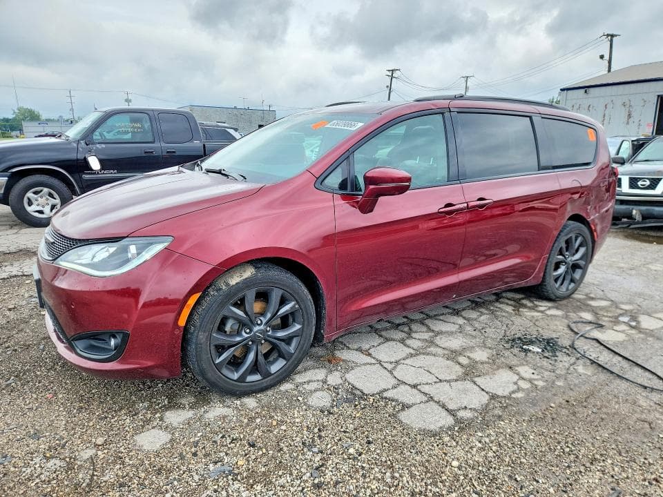 2018 CHRYSLER PACIFICA LIMITED - 1