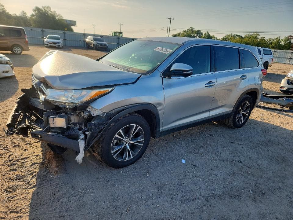 2019 TOYOTA HIGHLANDER LE PLUS - 1