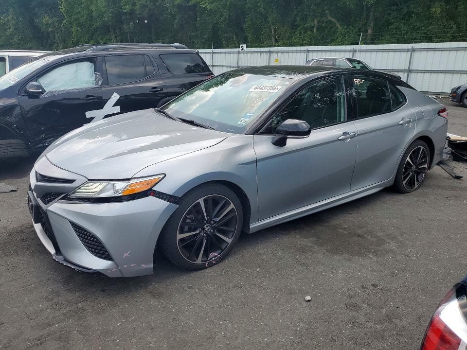 2020 TOYOTA CAMRY XSE - 1