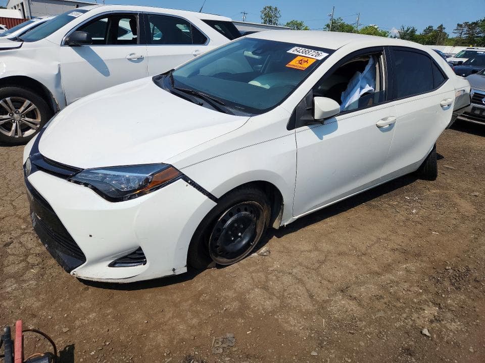 2018 TOYOTA COROLLA LE - 1