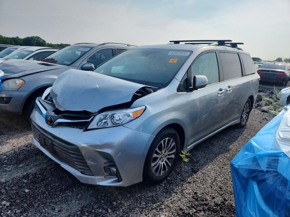 2020 TOYOTA SIENNA XLE 8-PASSENGER - 1