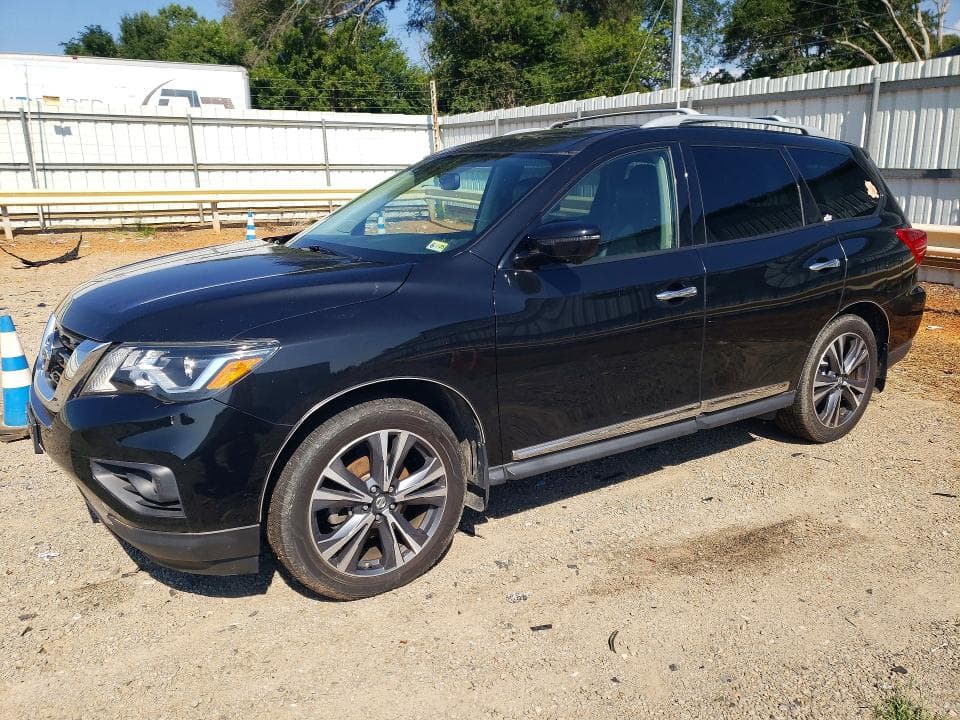 2017 NISSAN PATHFINDER PLATINUM - 1