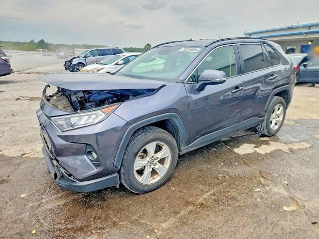 2019 TOYOTA RAV4 XLE - 1