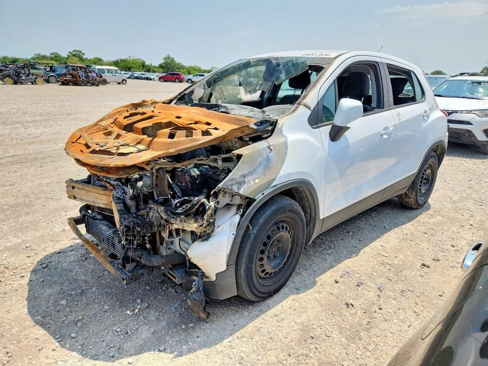 2019 CHEVROLET TRAX LS - 1