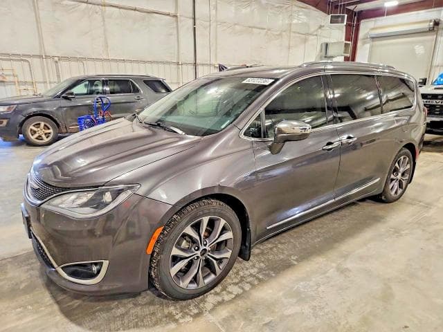 2017 CHRYSLER PACIFICA LIMITED - 1