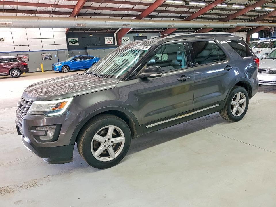 2017 FORD EXPLORER XLT - 1