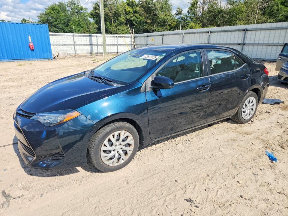 2018 TOYOTA COROLLA LE - 1