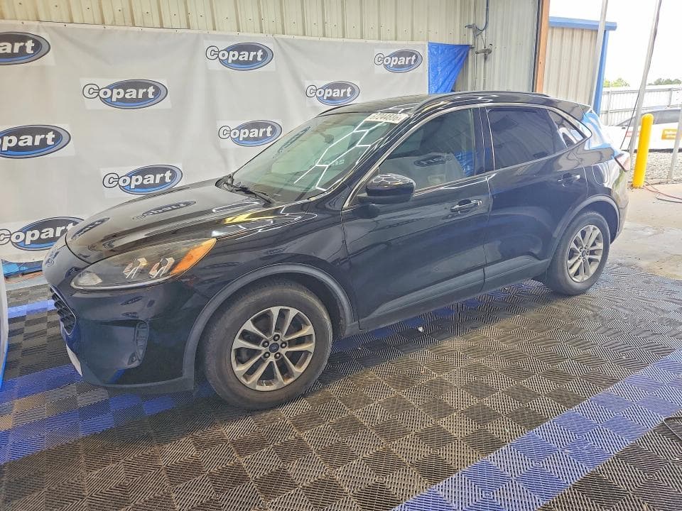 2020 FORD ESCAPE SE - 1