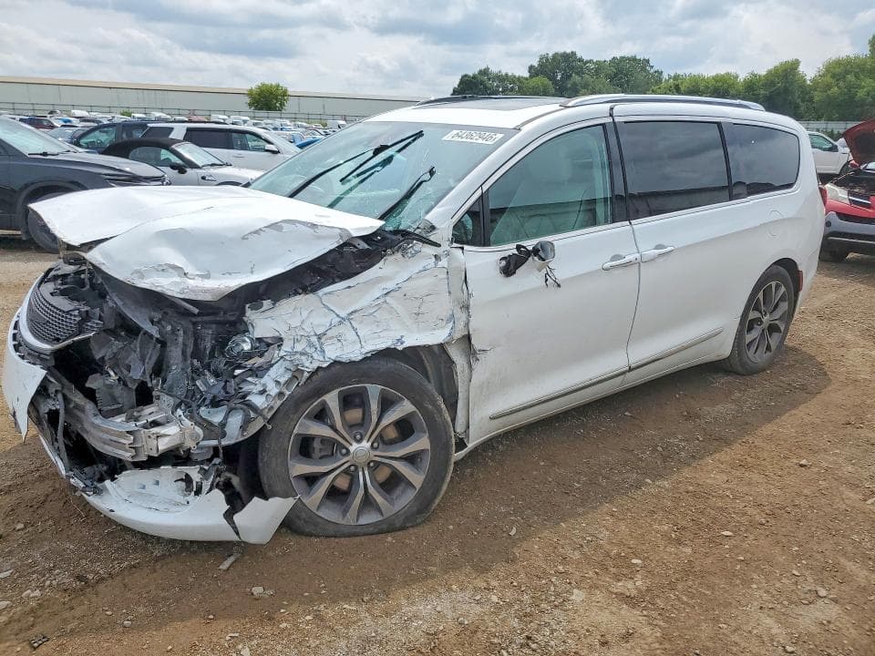 2017 CHRYSLER PACIFICA LIMITED - 1