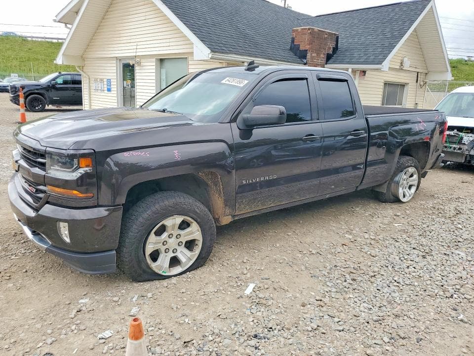 2018 CHEVROLET SILVERADO K1500 LT - 1