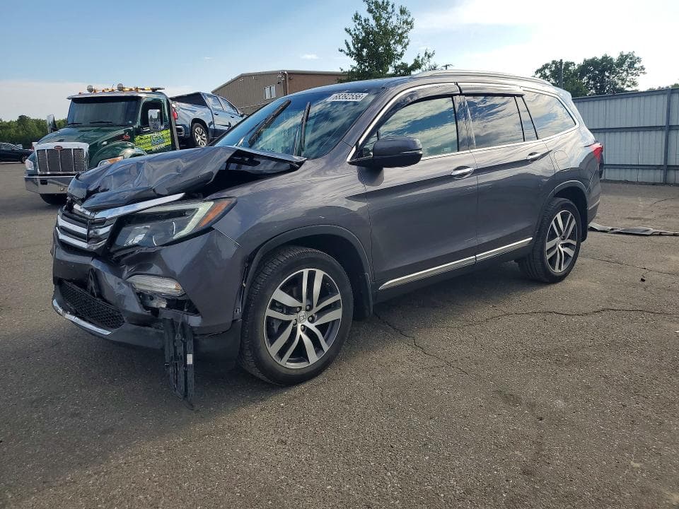 2017 HONDA PILOT TOURING - 1