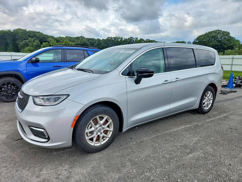 2024 CHRYSLER PACIFICA TOURING L - 1