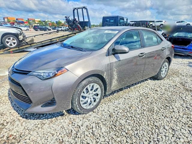 2017 TOYOTA COROLLA LE - 1