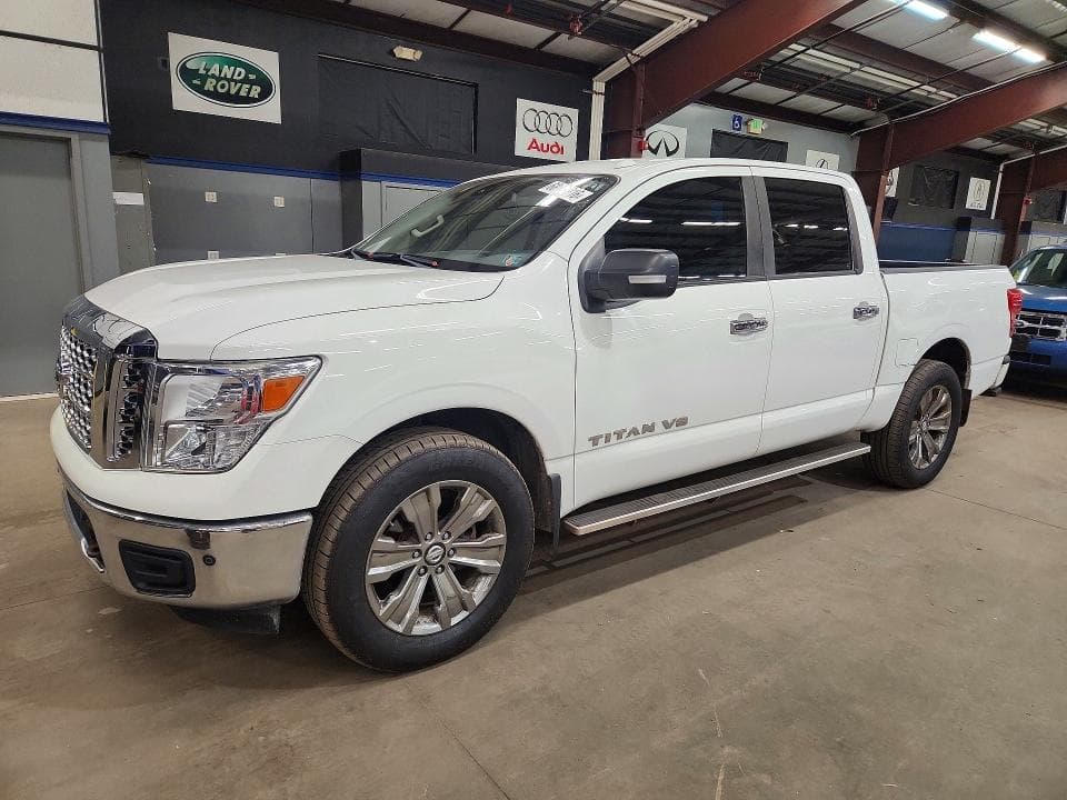 2018 NISSAN TITAN SV - 1