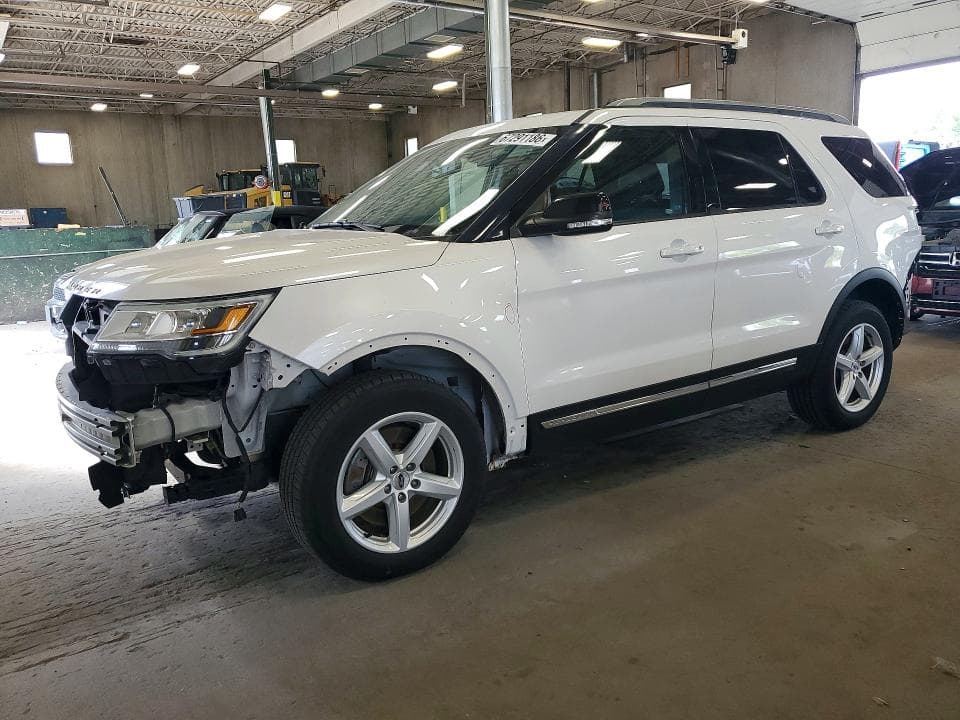 2017 FORD EXPLORER XLT - 1