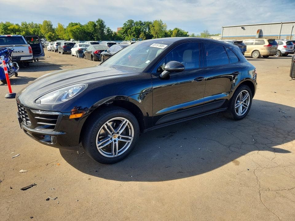 2018 PORSCHE MACAN - 1
