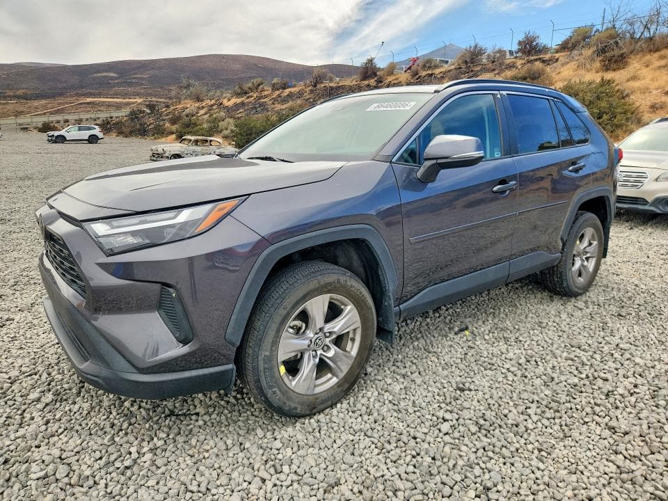2022 TOYOTA RAV4 XLE - 1