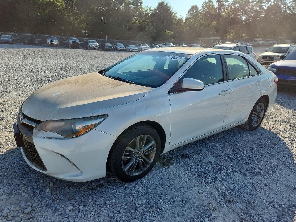 2017 TOYOTA CAMRY SE - 1