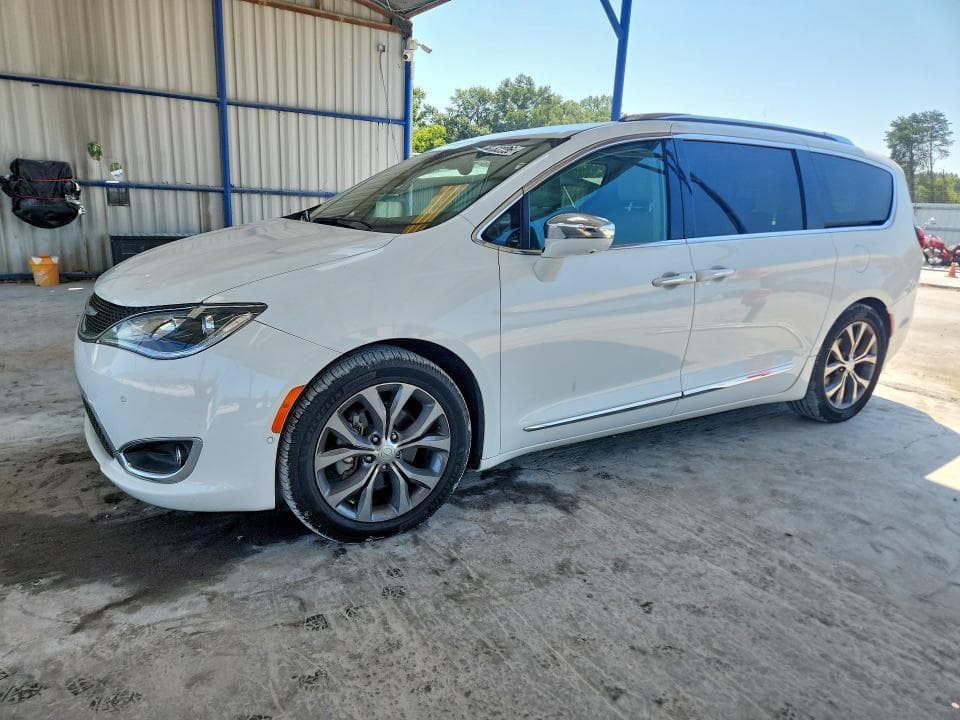 2018 CHRYSLER PACIFICA LIMITED - 1