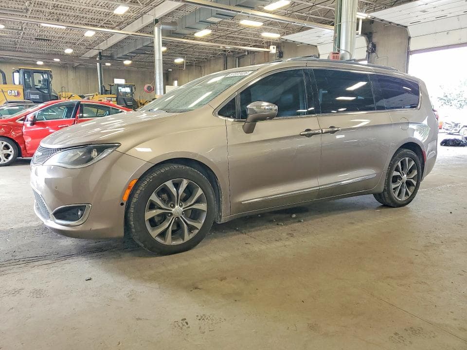 2017 CHRYSLER PACIFICA LIMITED - 1