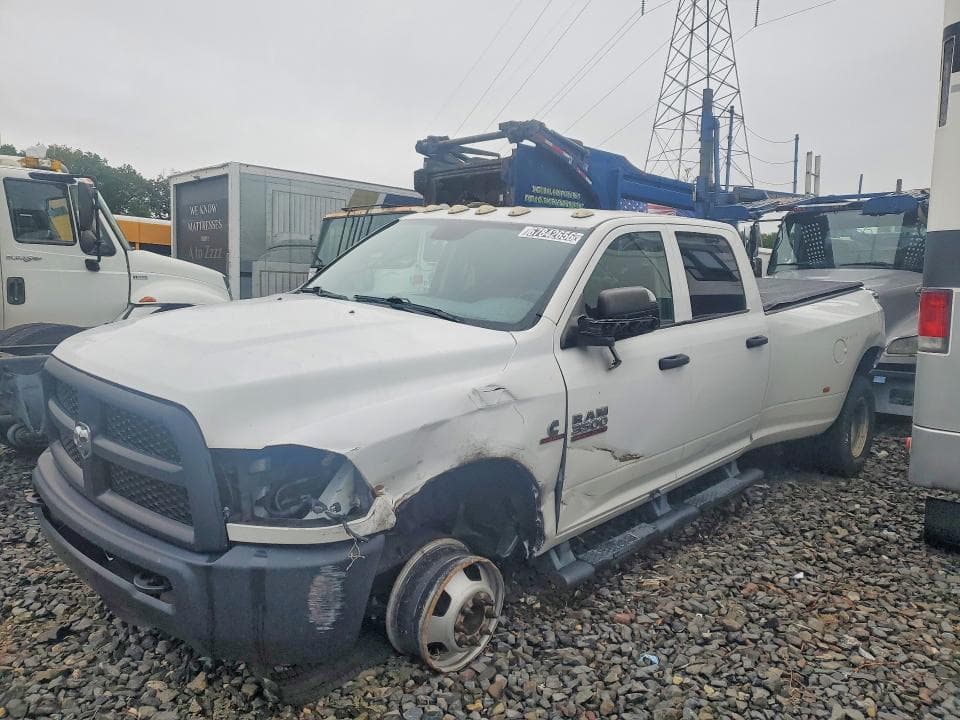 2018 RAM 3500 ST - 1