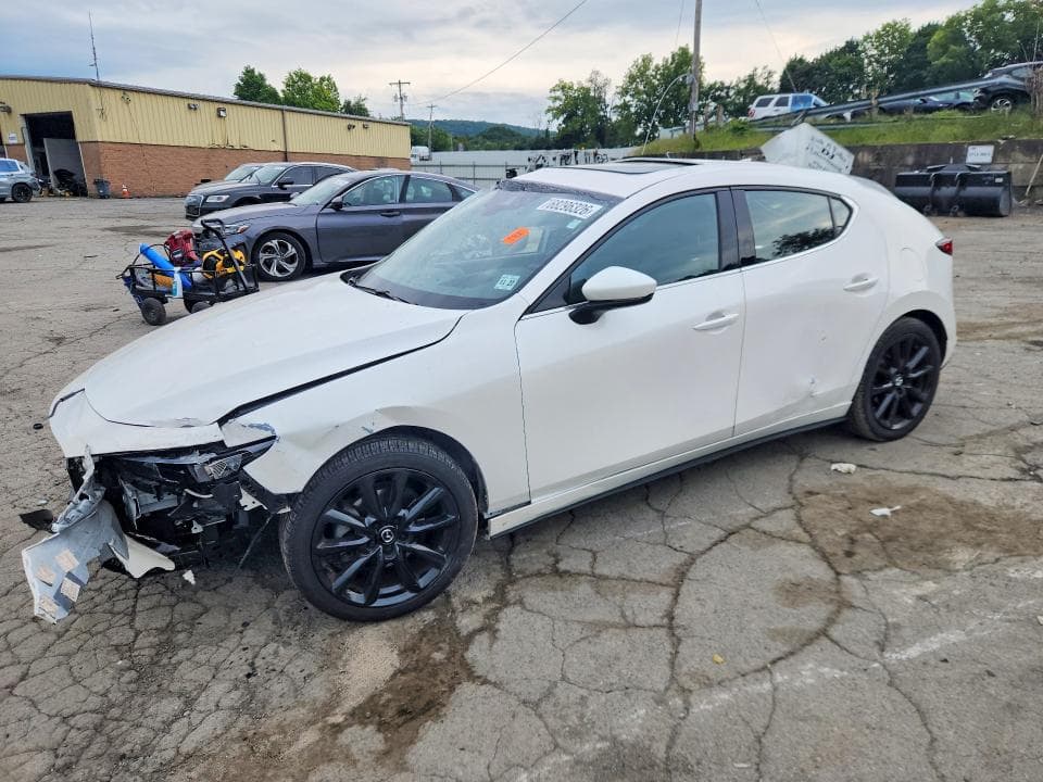 2023 MAZDA 3 PREMIUM - 1