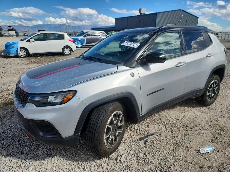 2024 JEEP COMPASS TRAILHAWK - 1