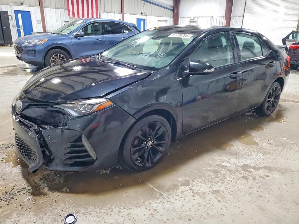 2017 TOYOTA COROLLA SE - 1