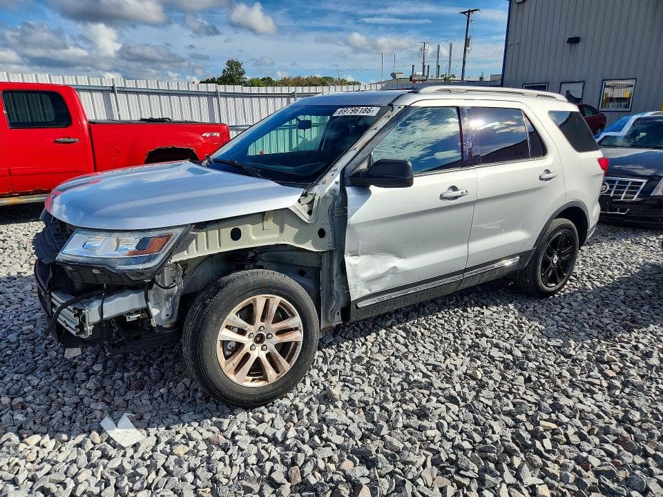 2019 FORD EXPLORER XLT - 1
