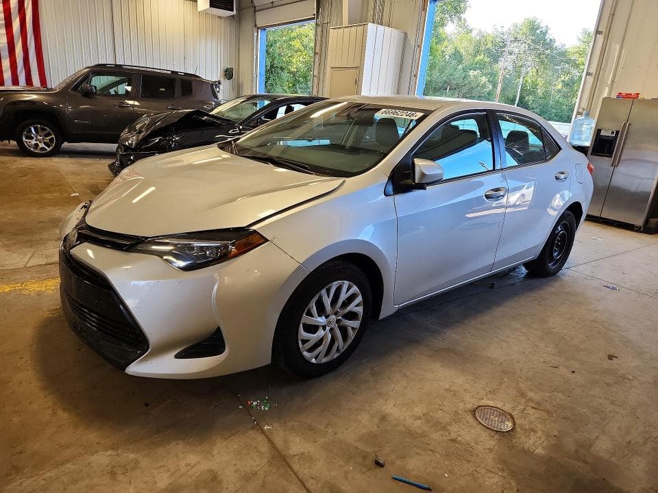 2017 TOYOTA COROLLA LE - 1