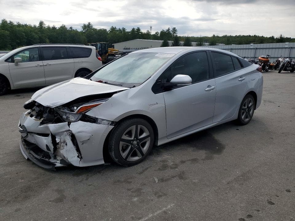 2019 TOYOTA PRIUS XLE - 1