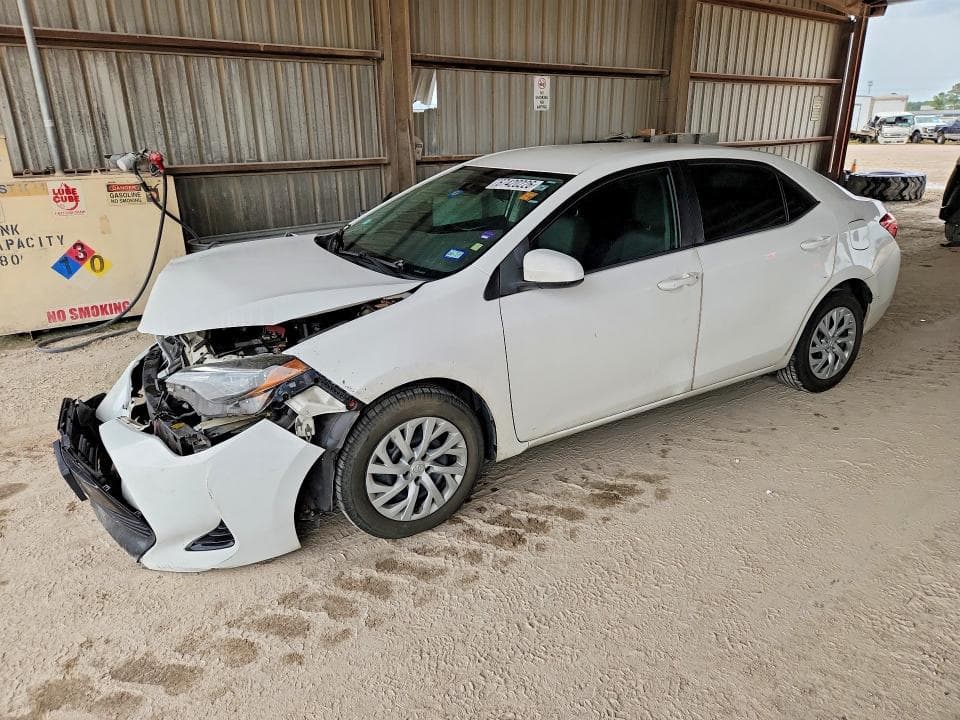 2018 TOYOTA COROLLA LE - 1