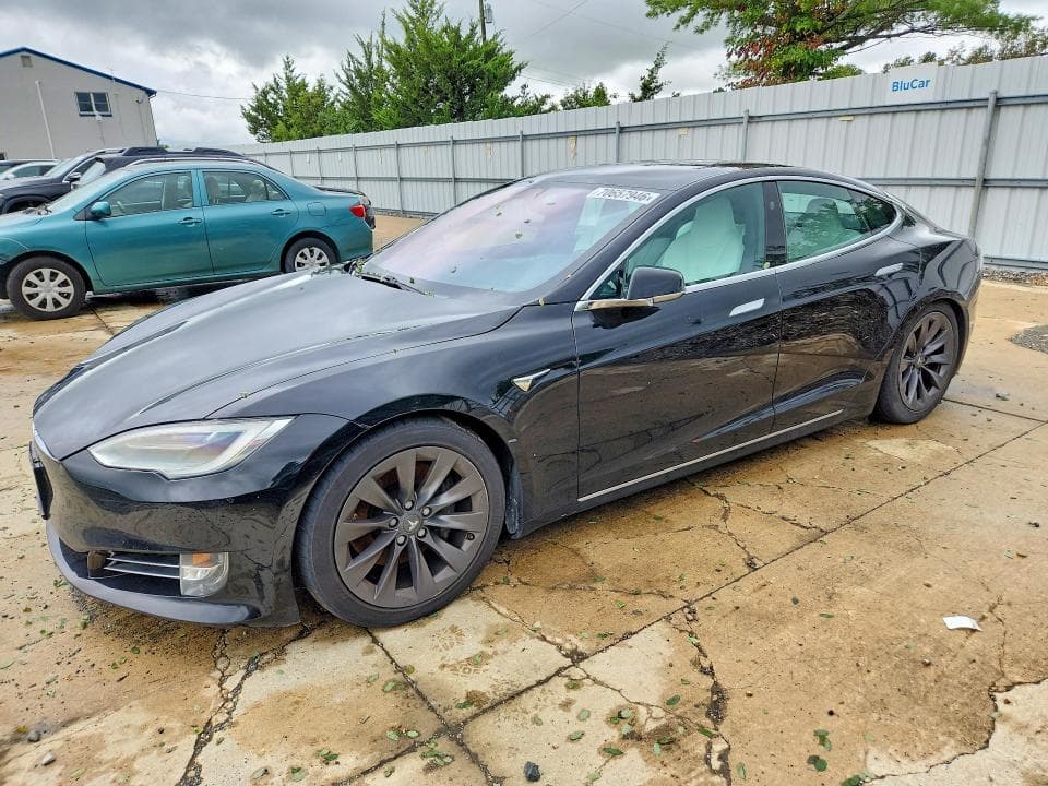 2020 TESLA MODEL S - 1