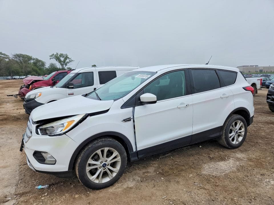 2019 FORD ESCAPE SE - 1