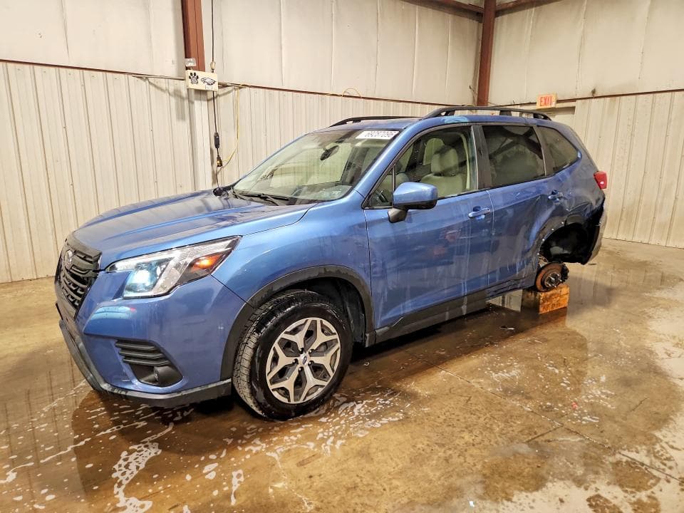 2022 SUBARU FORESTER PREMIUM - 1